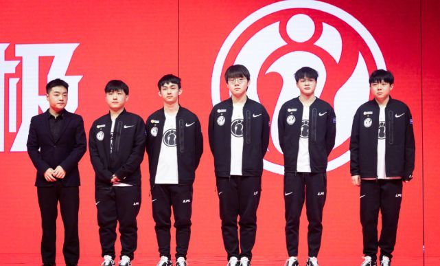 起之秀们提 起之秀们提