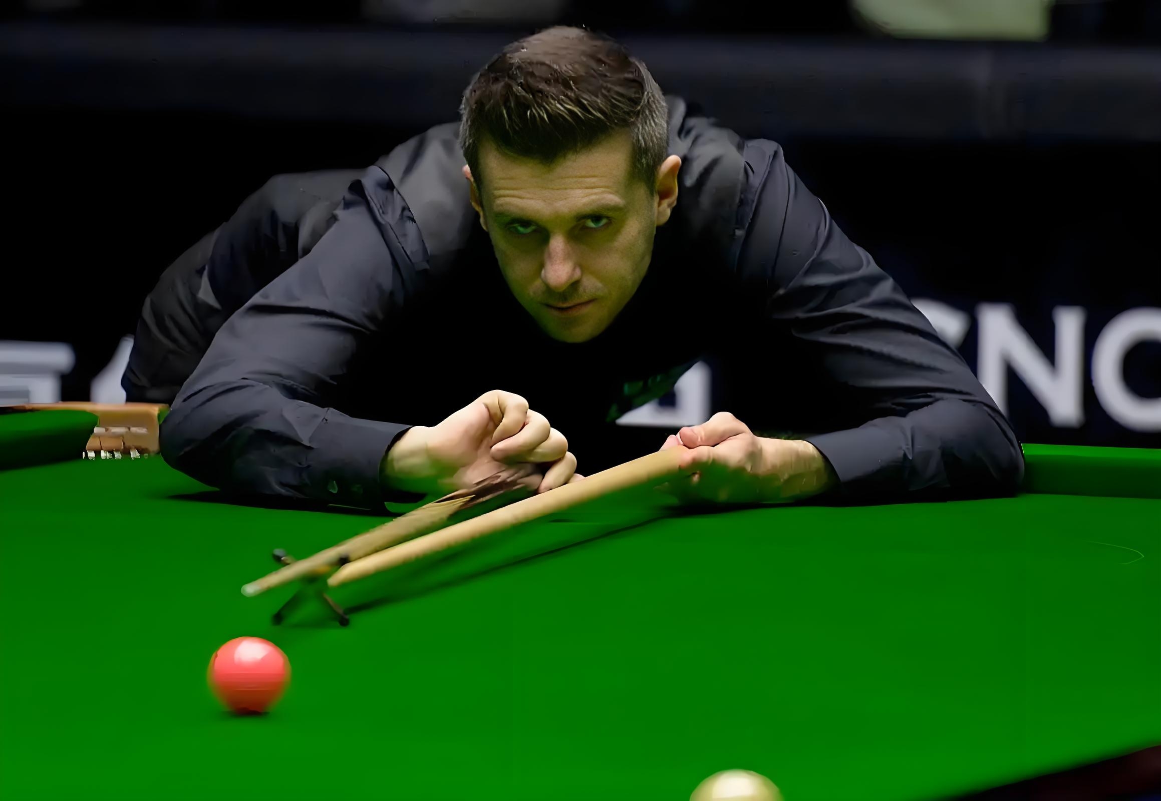 他的判断更 他的判断更