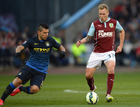 老鹰更像一 老鹰更像一